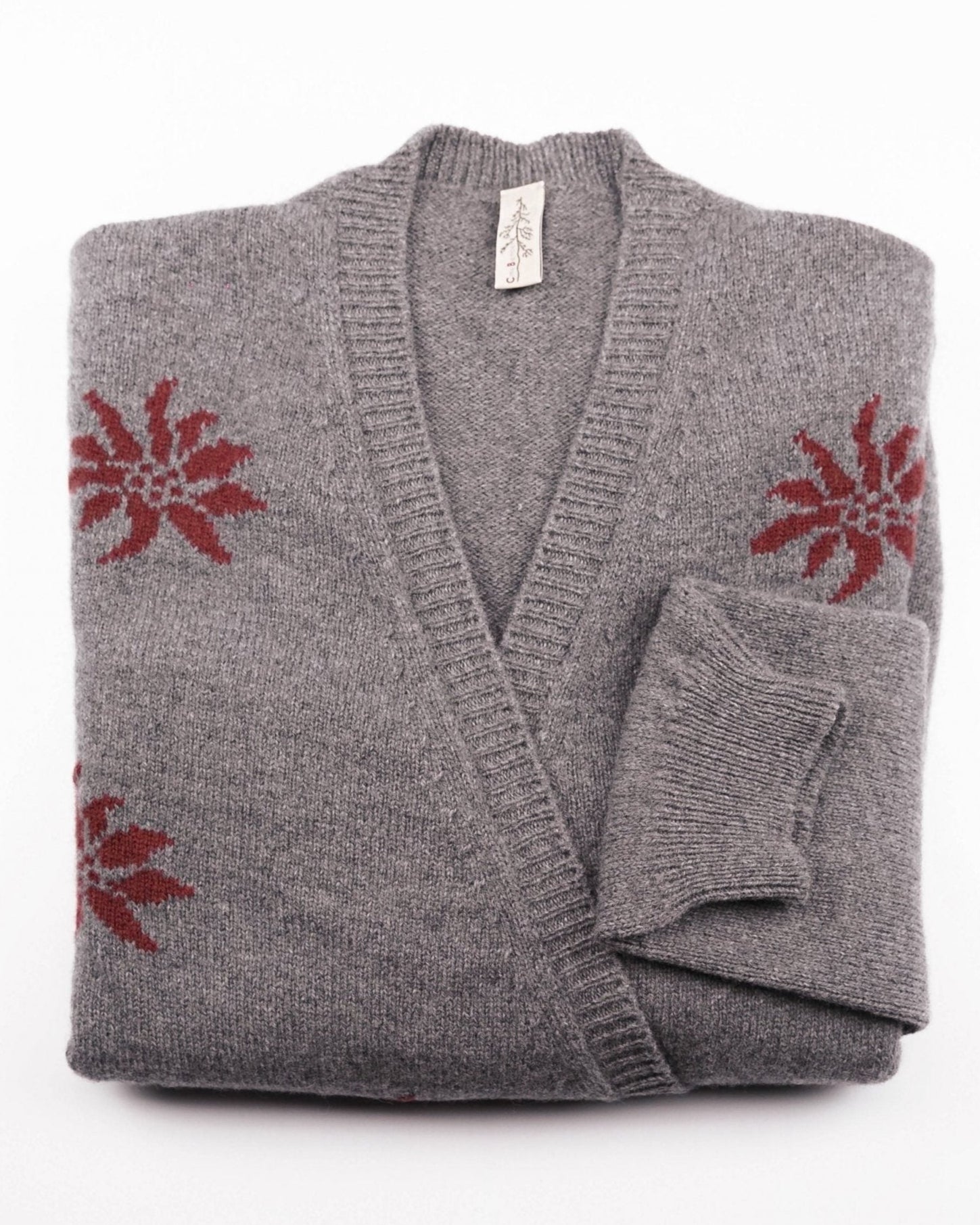 D023 ELIN | Cima Bianca Merino Wool | Merino Knitwear | Outdoor KnitWear | Merino Wool Wool Cardigan | Merino Wool Sweater | Grey | Product Shot | Red Details | 