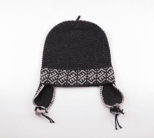 D051 MADDI | Cima Bianca | Merino Wool | Merino Knitwear | Outdoor KnitWear | Wool Beanie | Merino Wool Hat | Product Shot | Front | 