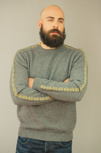 Crew Neck Sweater In Merino Wool Grey | Yellow Detail Grey Crew Neck | Front Shot | Fitted Merino Wool Sweater | Fit 