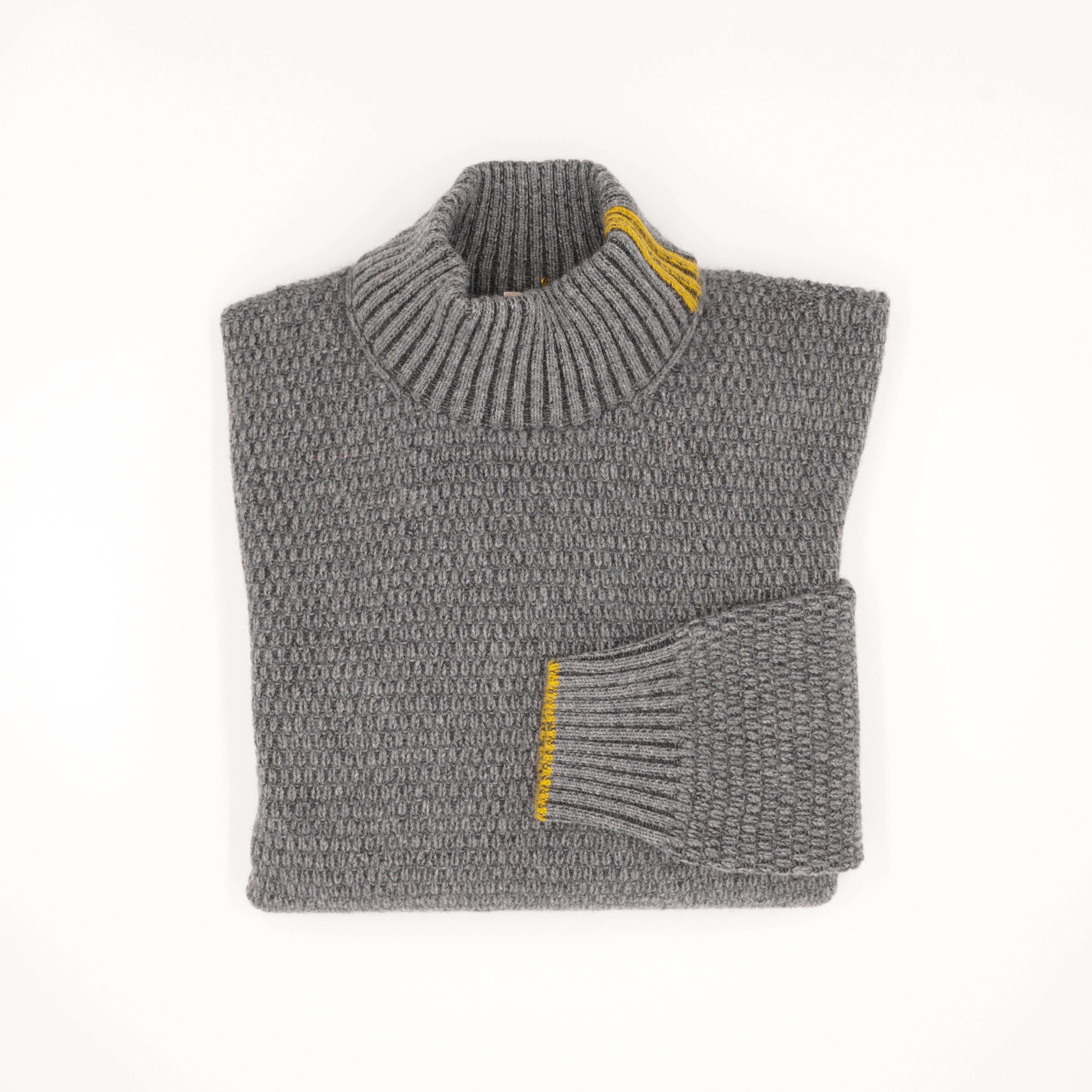 Wool mock Sweater | Mockneck | Sustainable | Nature | Cruelty-free outerwear | Grey and Yellow | Product shot 