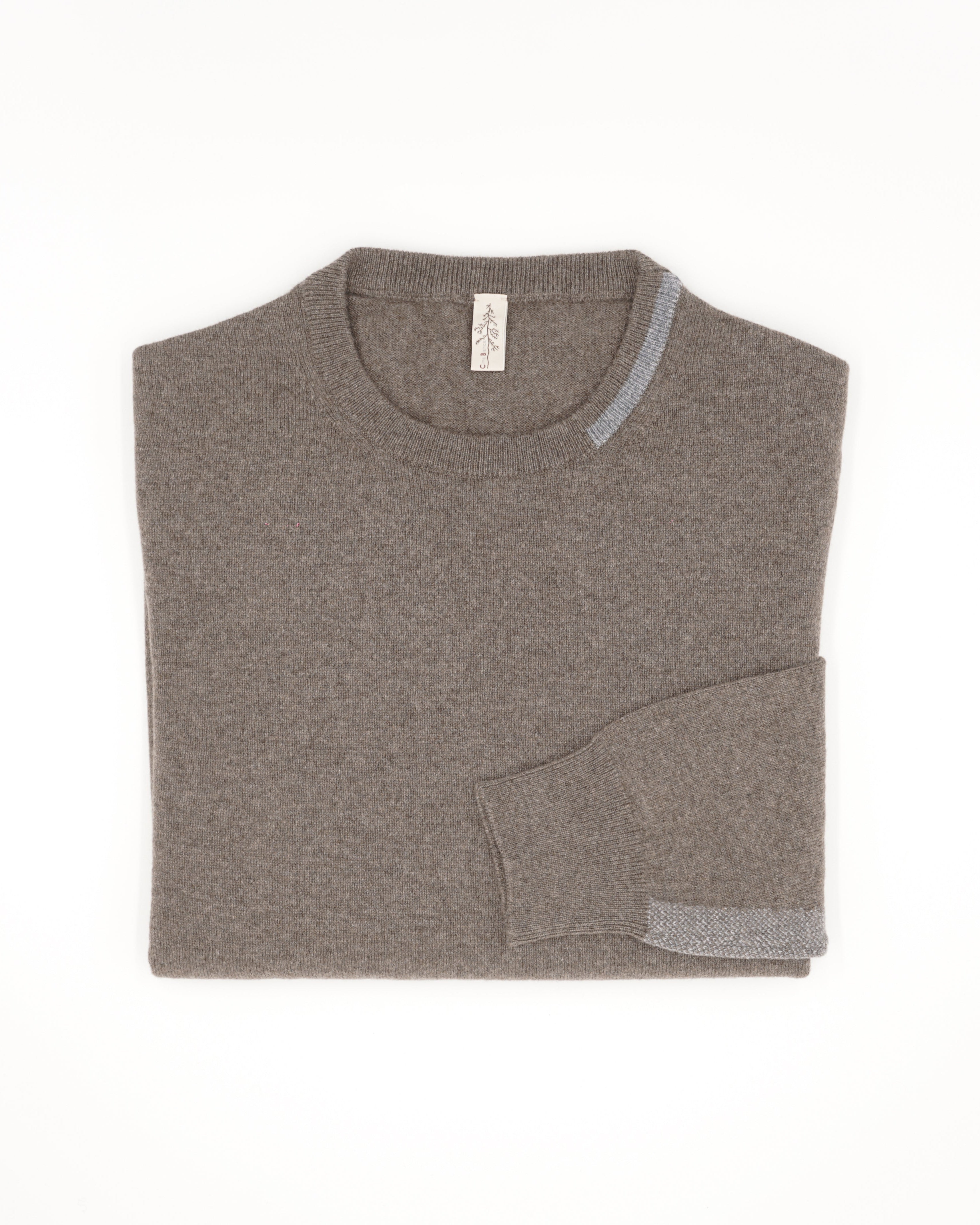 Merino Wool Crewneck Sweater | Crewneck | Sustainable | Nature | Cruelty-free outerwear | Black and Grey | Product shot
