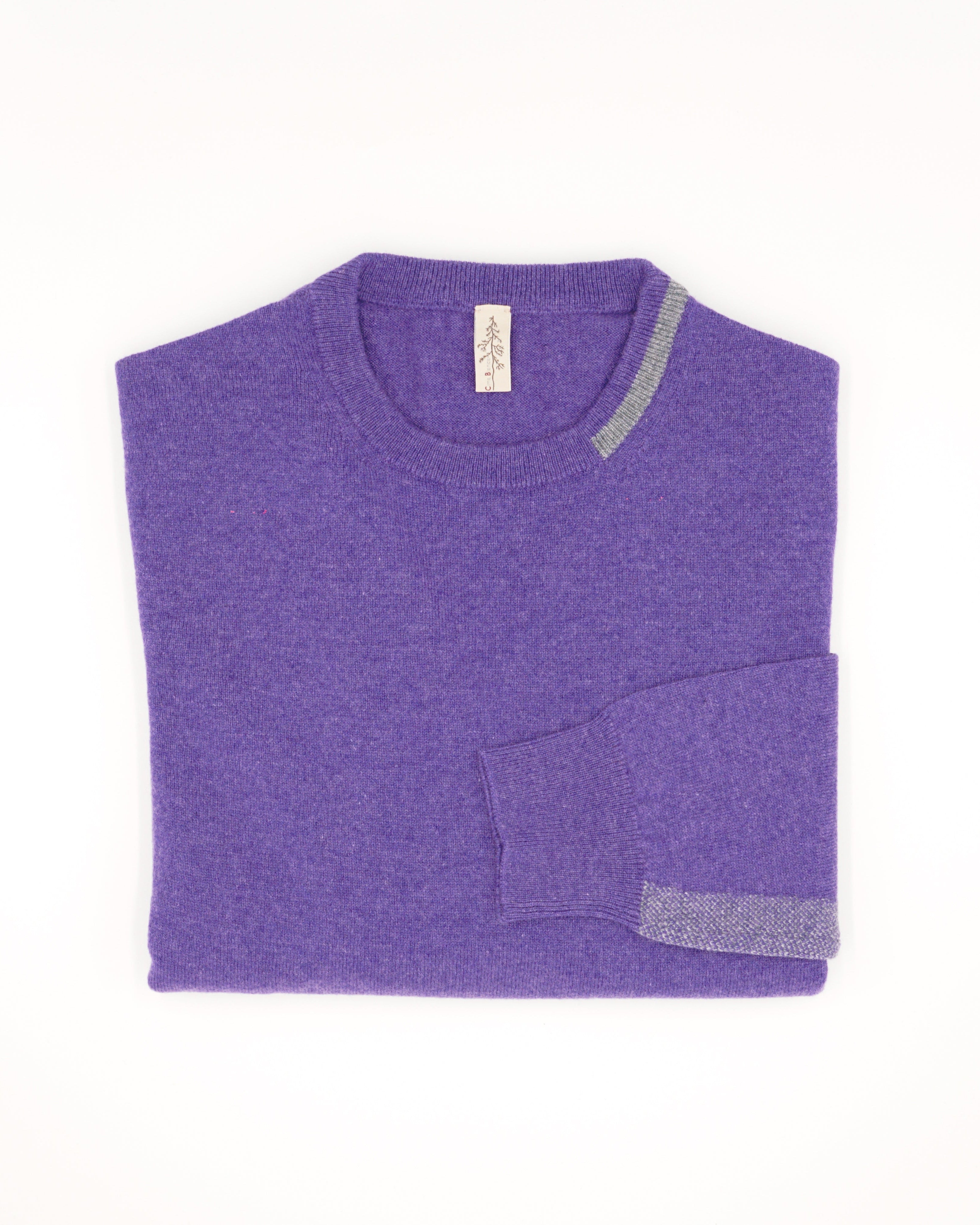 Merino Wool Crewneck Sweater | Crewneck | Sustainable | Nature | Cruelty-free outerwear | Lilac | Product shot